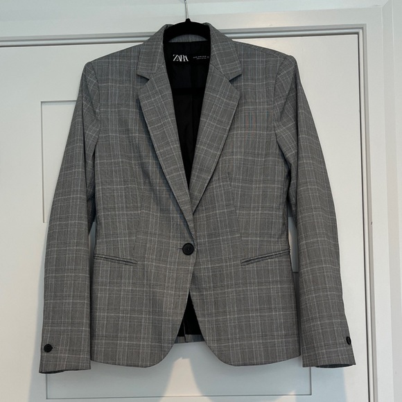 Zara Men's Checkered Gray Blazer - Picture 1 of 9